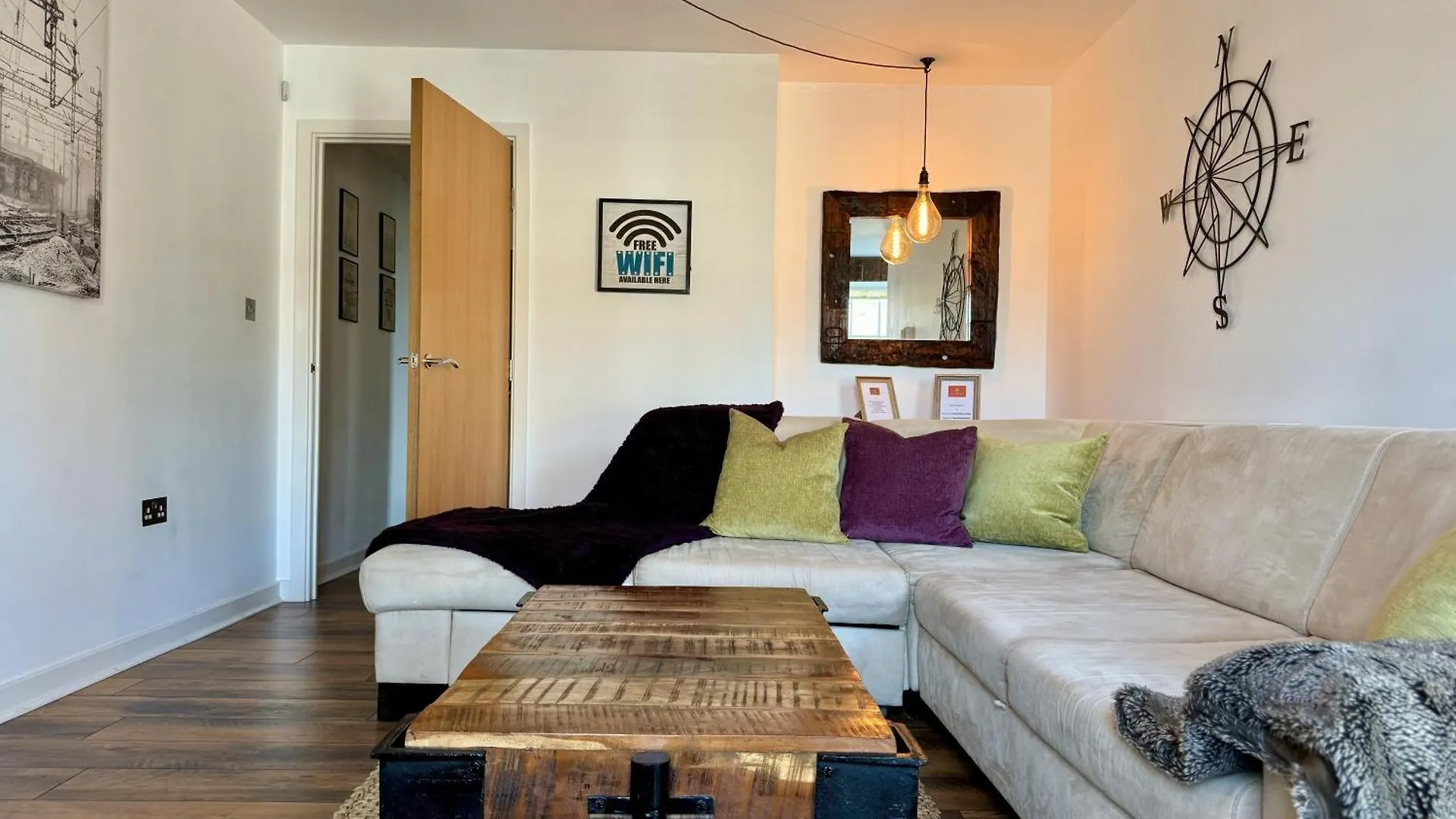 Luxury Spacious Apartment Next To Chester Train Station 10 Min Walk To Chester City Center Free Parking The Old Post Office Apartment By Rework Accommodation
