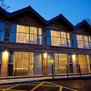 4* Gasthof The Boathouse & Riverside